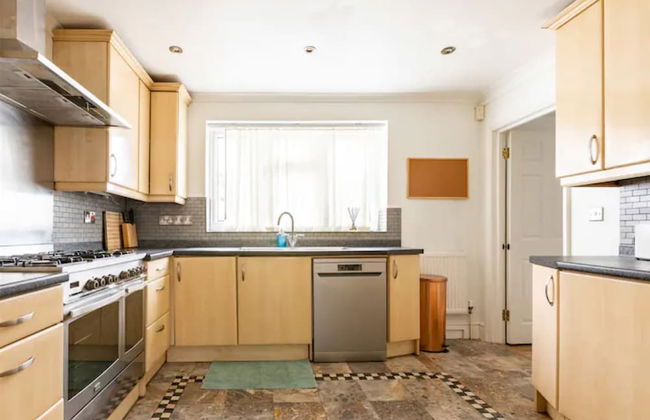 Cosy 3 Bedroom House in Kingston - Foto 9