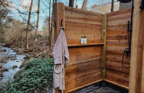 Creek Side Cabin with Wood Fired Hot Tub and Fire Pit - Foto 10