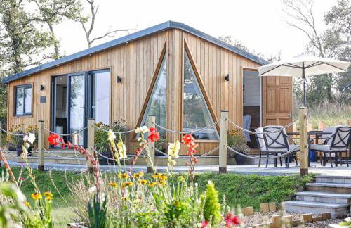 Brondini View Cabin (Private Garden and Hot Tub) - Foto 16