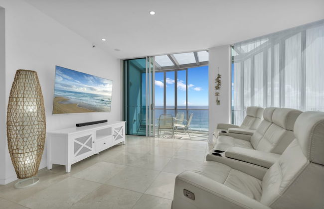 Reflection Tower Two - Foto 50