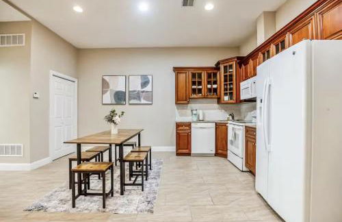 Luxury 3 Bedroom - Perfect Center City Location - Foto 41