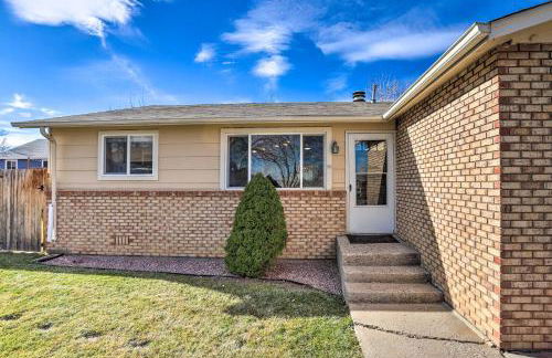 Duplex with Private Yard 3 Mi to Downtown Loveland! - Foto 3