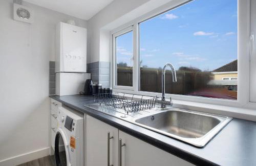 Spacious Living Room & Modern Comforts, Sleeps 4 - Foto 24