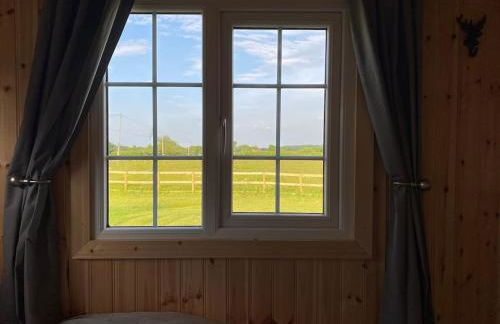 Beautiful 1 Bed Shepherd Hut in Warwickshire - Foto 3