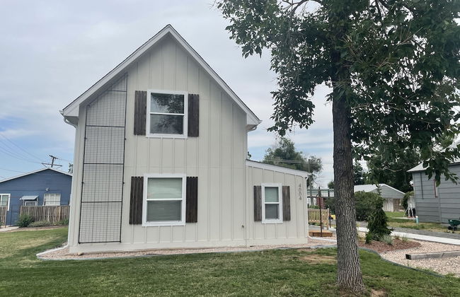 Bright and Stylish Home Great Central Location! - Foto 31