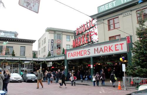 Waterfront Spacious 1BR, Den Walk to Pike Place - Photo 46