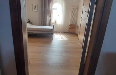 Heritage Apartment Nestled Between Sea and Hills - Foto 15