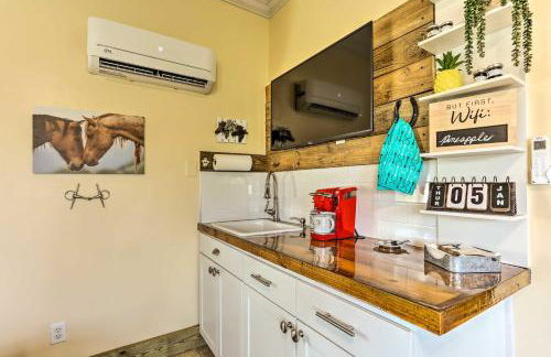 Rustic Palm City Vacation Rental on Horse Farm - Photo 6