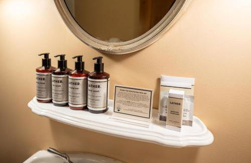 Two Bedroom Condo with a Balcony in Mountaineer Square condo - Foto 11