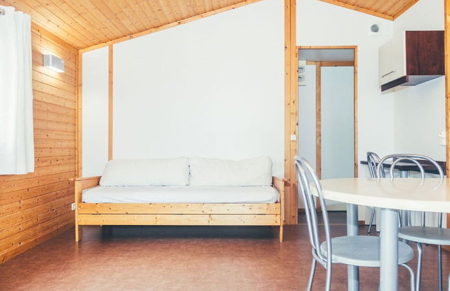 Wooden Chalet on the Edge of Lac de Miel - Foto 5