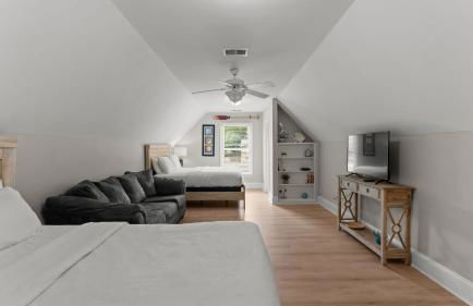 Making Waves by Avantstay Sleeps 20 + Pool - Foto 88