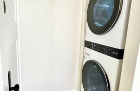 Iconic 2BR Bungalow, Short Walk to SJSU, with Parking - Foto 40