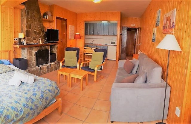 Todosierranevada Zona Baja Junto a los Telecabinas - Foto 74