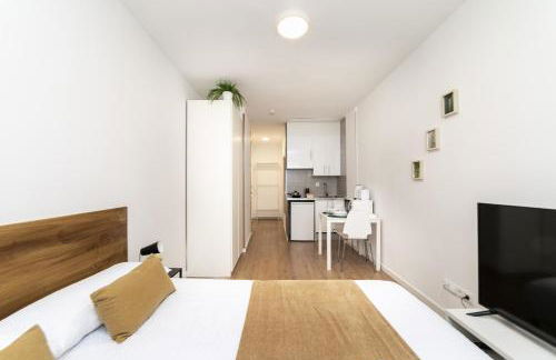 Deluxe VII - Ferga Suites - Photo 17