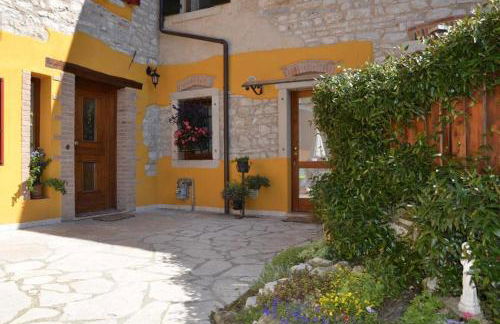 La Valle dei Laghi - Foto 40