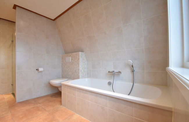 Holiday Home in Callantsoog Near Beach - Photo 16