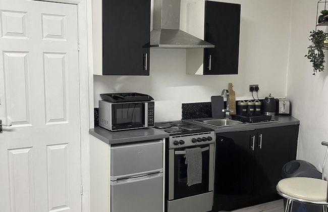 BV Lush Studio At Queensgate Huddersfield - Foto 10