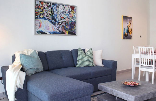 Luxury StayCation - Tranquil Retreat With Beautiful Park Views - Photo 21