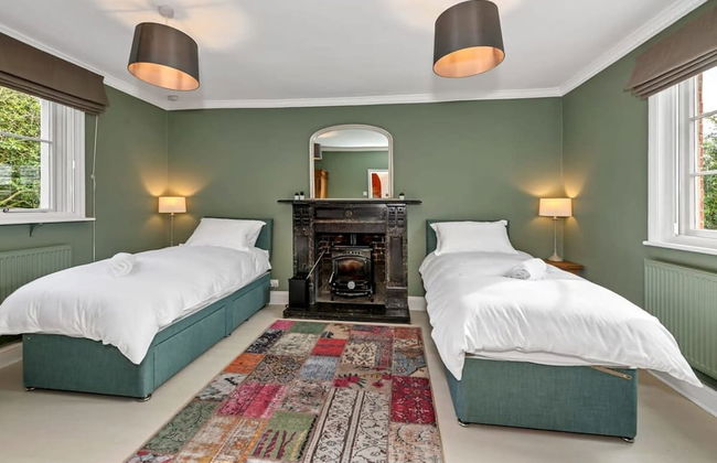 Luxury Home With Large Garden - The School House - Foto 27