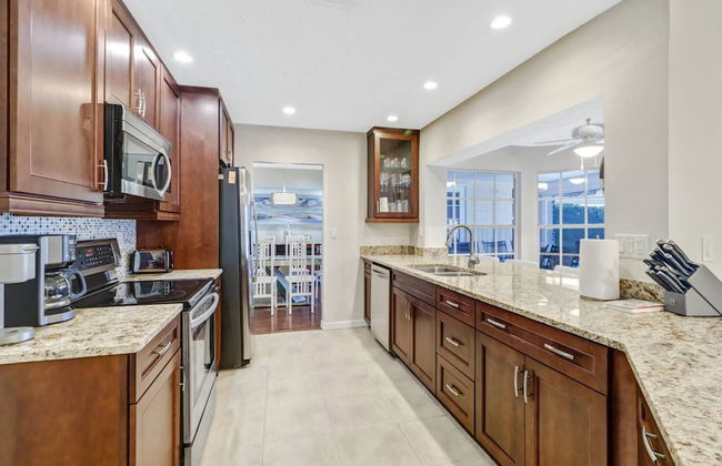 2709 SW 49th St - Foto 8