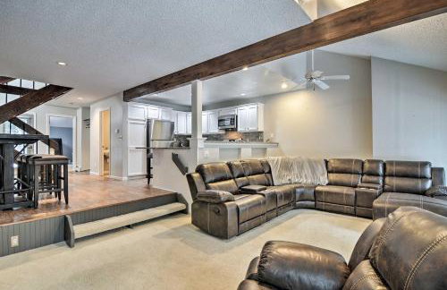 Cozy Condo Steps to Lake Michigan, 5 Mi to Boyne! - Foto 1