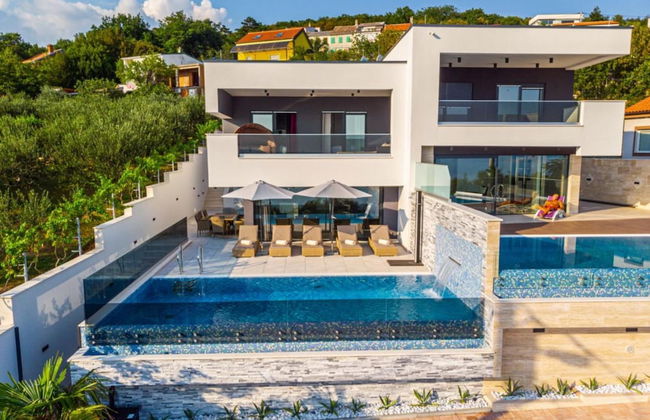 Lorena Stylish Sea View Villa - Foto 33