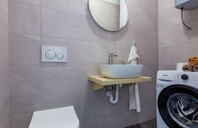 Peaceful Murvica Villa Pool, Garden, and Modern Comfort - Photo 16