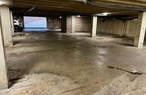 Modern, comfy Town centre gem, near beach, parking - Foto 43