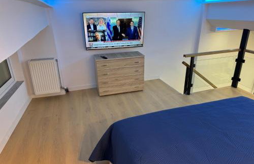 Modern Athens Suite - 160m from Metro - 3min Piraeus Port - 6 Guests - Foto 70