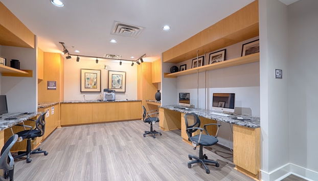 Coin salon dans le hall