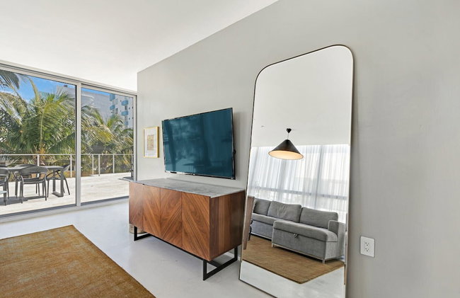 Roami at 250 Collins - Foto 77