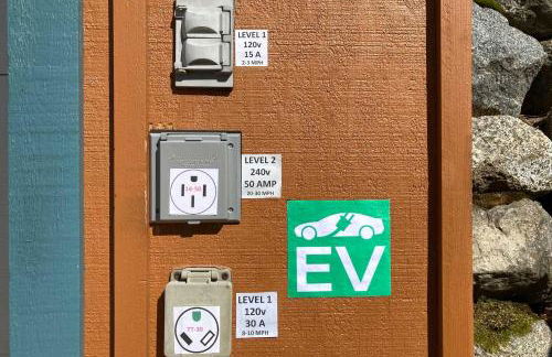 Tamarack Haus Hot Tub and EV Charging Walk Dtwn! - Foto 13