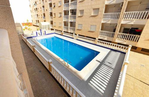 Tolle Wohnung mit 2 Schlafzimmern, Balkon und Pool - Foto 24