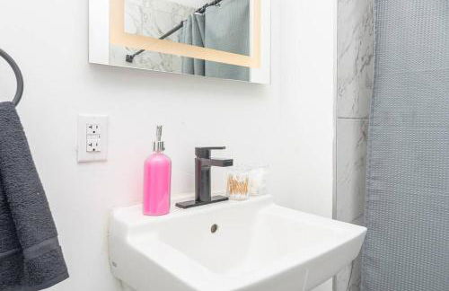 Prime Miami Retreat with King Bed Near Brickell & Marlins Park - Foto 16