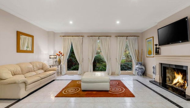 StayAU Expansive 7BR Villa Warrandyte - Foto 4, Zona de estar