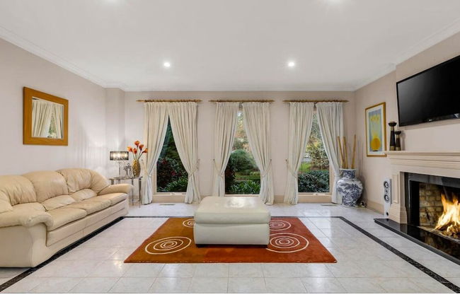 StayAU Expansive 7BR Villa Warrandyte - Foto 4