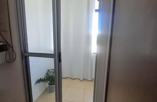 Apartamento completo com Wi-Fi, garagem em condomínio - Ideal para estadias tranquilas - Foto 17