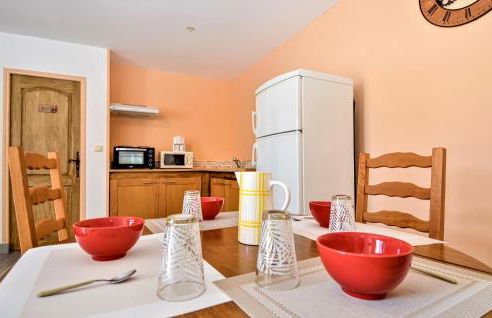 Beautiful Home In Méjannes-Le-Clap - Photo 17