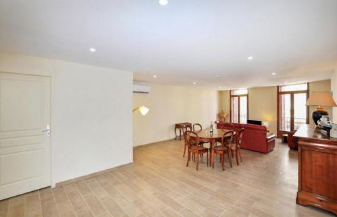 3 Bedroom Nice Home In Saint-Génis-Des-Fontai - Foto 12