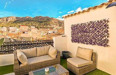 Attic Back Lion - Foto 1