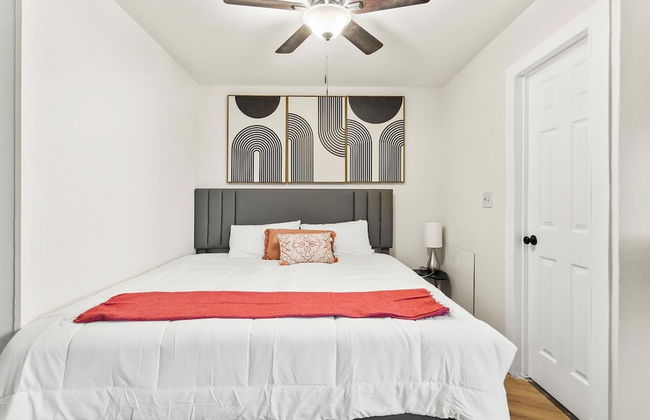 Spacious Studio Apt - Near Merrimack Park - Foto 12