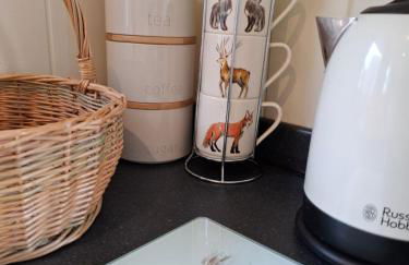 Luxury Shepherd's Hut - The Hyde - Photo 22