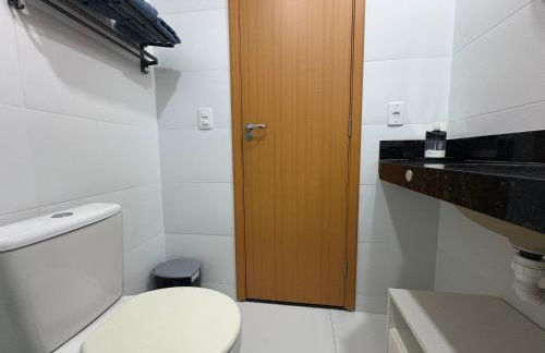 Apartamento Novo, Confortável, Lazer e Estacionamento, Rápido acesso aos pontos turísticos - Foto 39