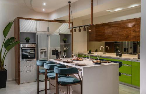 Maison De Mare, 4BR Central Luxury Beach Residence - Photo 3