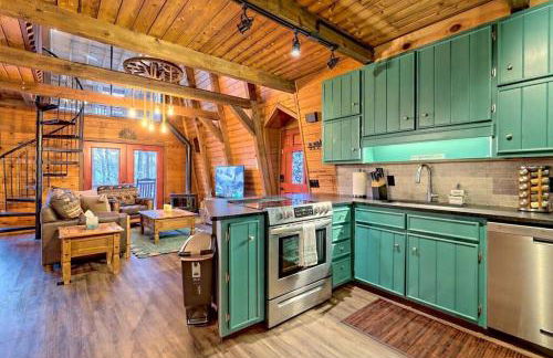 Near Downtown Helen - HotTub, Sauna, Game Room, Fire Pit - Foto 33