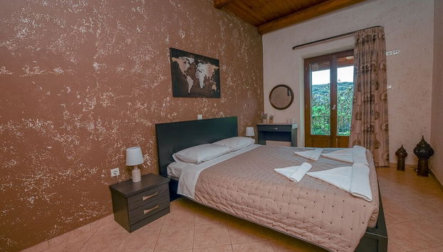 Anthis Cottage - Photo 2, Room