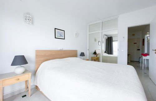 Charming apartment at Meia Praia #1866 - Foto 3