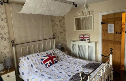 Lavender Cottage, Grade 2 Listed Period Stone Built Cottage In Pickering, North Yorkshire - Photo 19