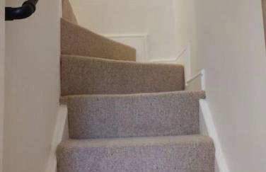 The Cobbles - Central, Parking, Netflix & Woodburner - Photo 9