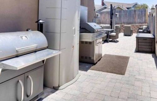 Hillside view with hot tub! - Foto 57